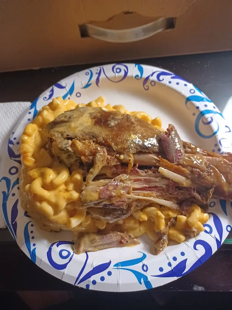 Stuffed Mac and Cheese Turkey Leg